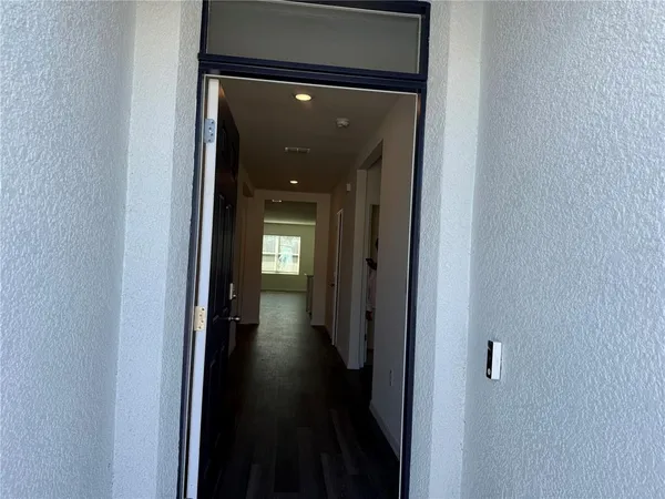 $2,800 | 1043 Morfontaine Street, Daytona Beach, FL 32124