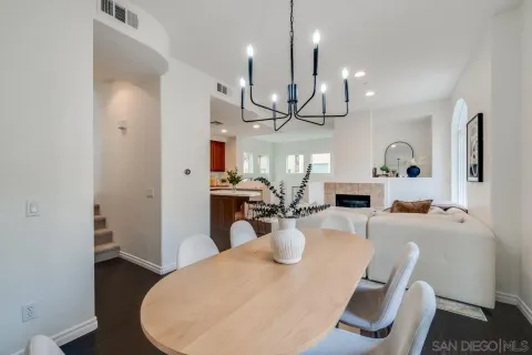 $995,000 | 2816 Villas Way, San Diego, CA 92108