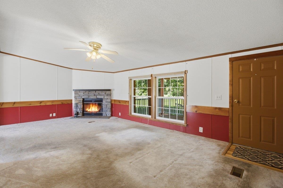 549 Houran Road Bennington, VT 05201 - Photo 8 of 36