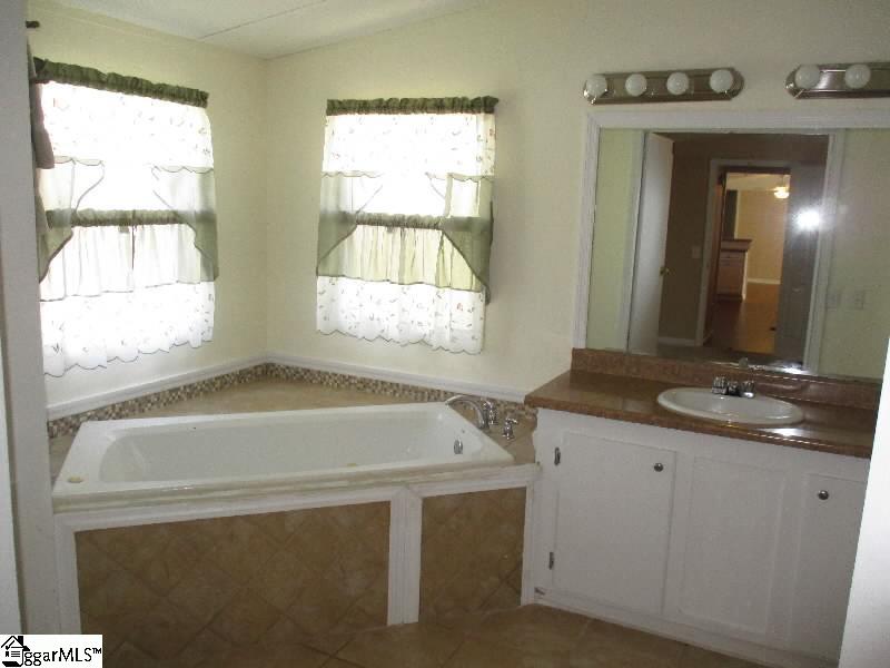 32 Hall Street Cross Hill, SC 29332 - Photo 2 of 16