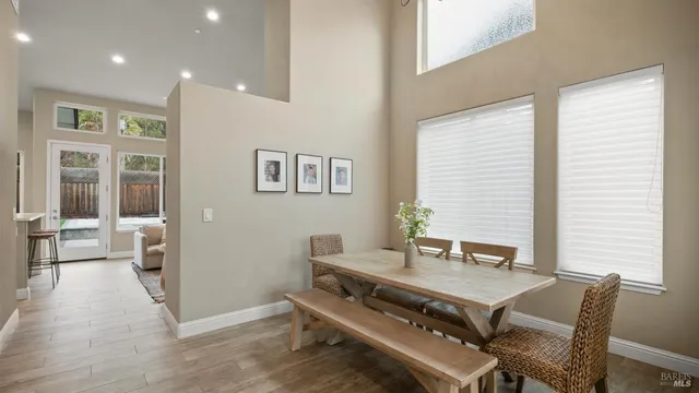 $1,064,950 | 1843 Bella Vista Way, Santa Rosa, CA 95403