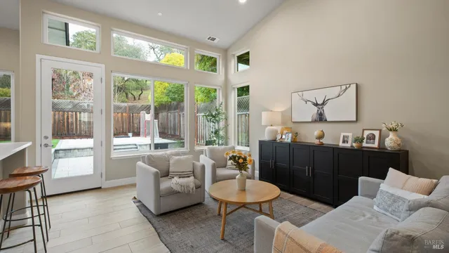 $1,064,950 | 1843 Bella Vista Way, Santa Rosa, CA 95403