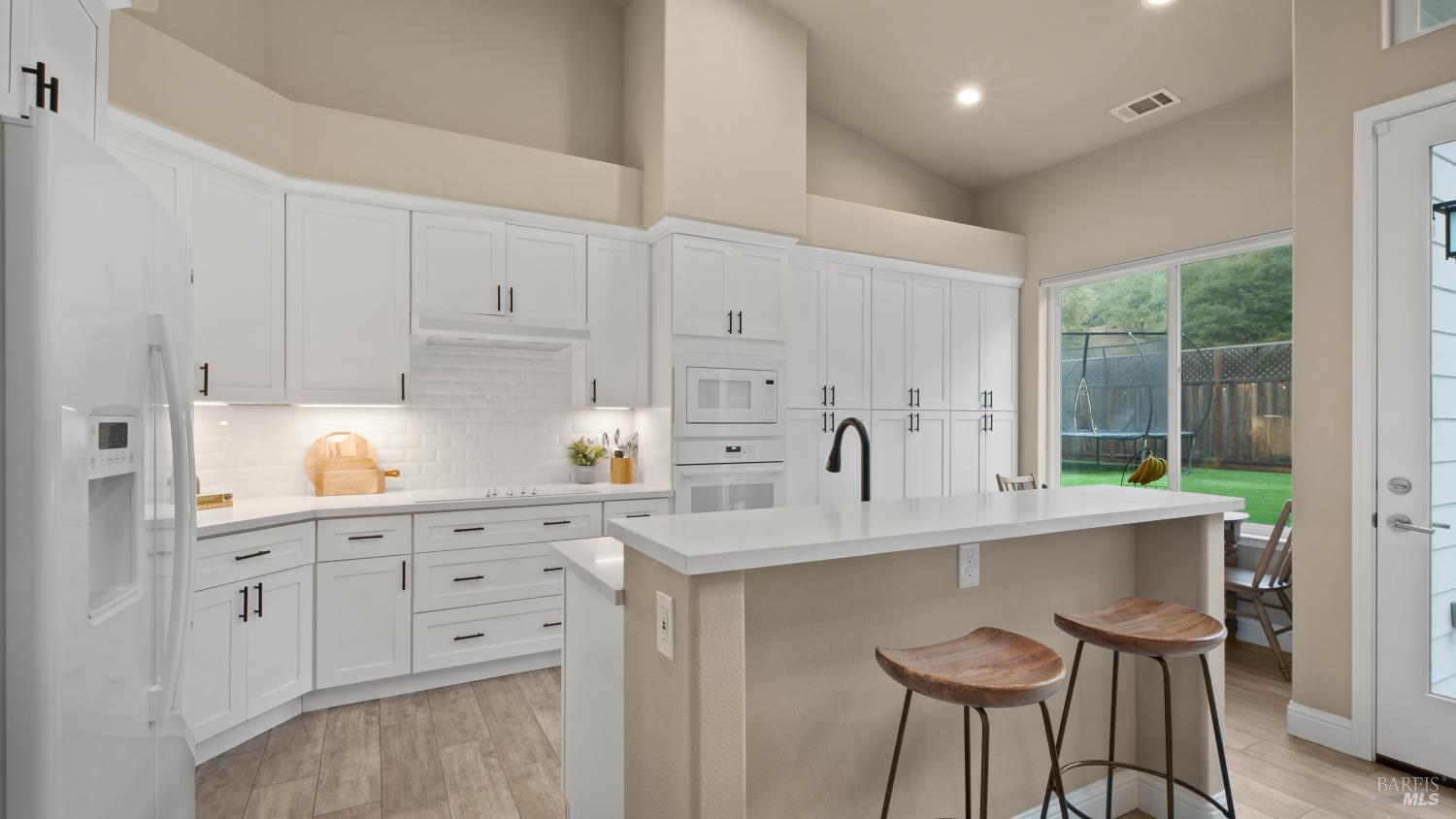 1843 Bella Vista Way Santa Rosa, CA 95403 - Photo 17 of 59