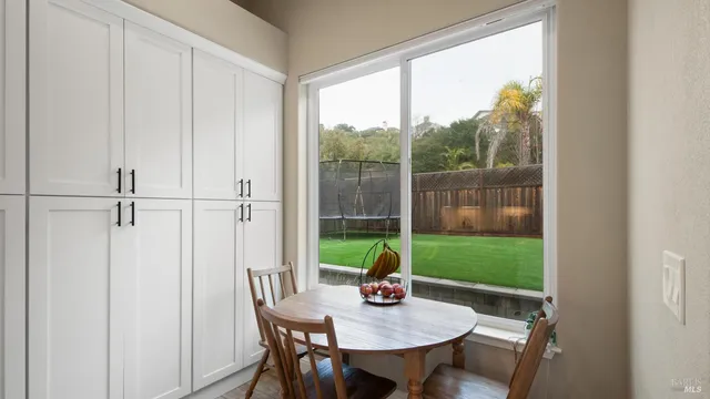 $1,064,950 | 1843 Bella Vista Way, Santa Rosa, CA 95403