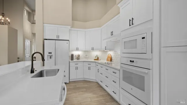 $1,064,950 | 1843 Bella Vista Way, Santa Rosa, CA 95403