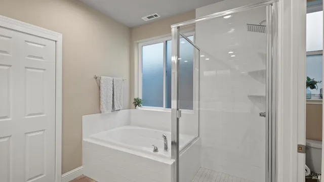 $1,064,950 | 1843 Bella Vista Way, Santa Rosa, CA 95403