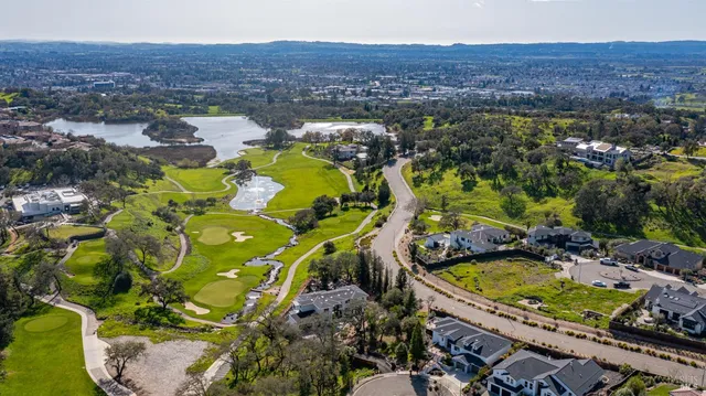 $1,064,950 | 1843 Bella Vista Way, Santa Rosa, CA 95403