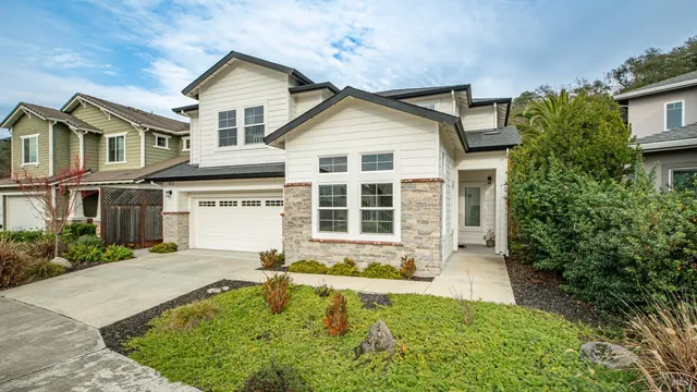 $1,064,950 | 1843 Bella Vista Way, Santa Rosa, CA 95403