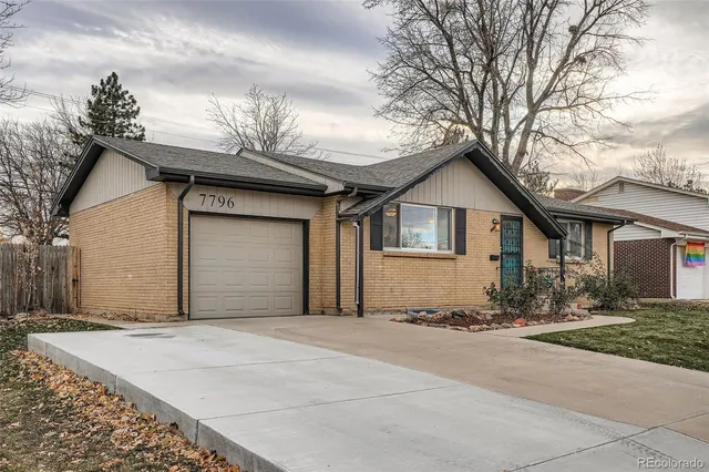$565,000 | 7796 West Mexico Place, Lakewood, CO 80232