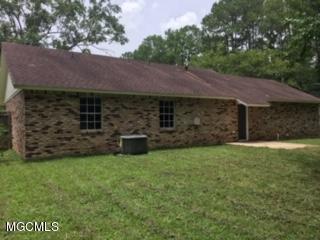 3232 Riverbend Road Moss Point, MS 39562 - Photo 6 of 6 IMG_1435