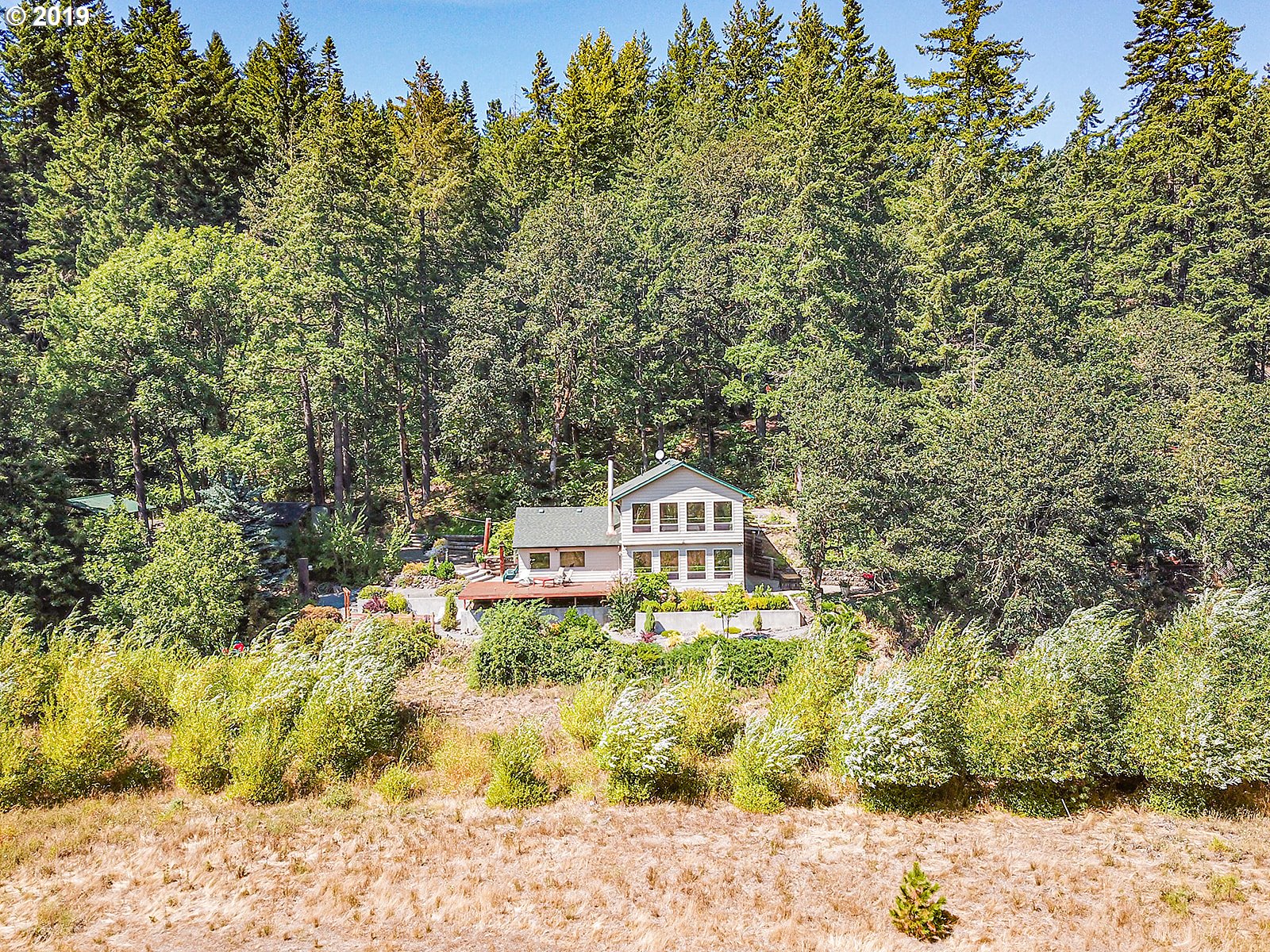 62 Lakeview Road White Salmon, WA 98672 - Photo 1 of 32 Gallery Image 1