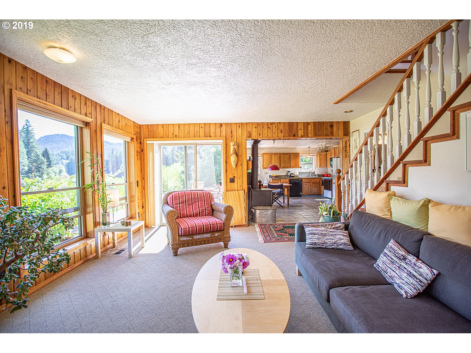 62 Lakeview Road White Salmon, WA 98672 - Photo 12 of 32 Gallery Image 12