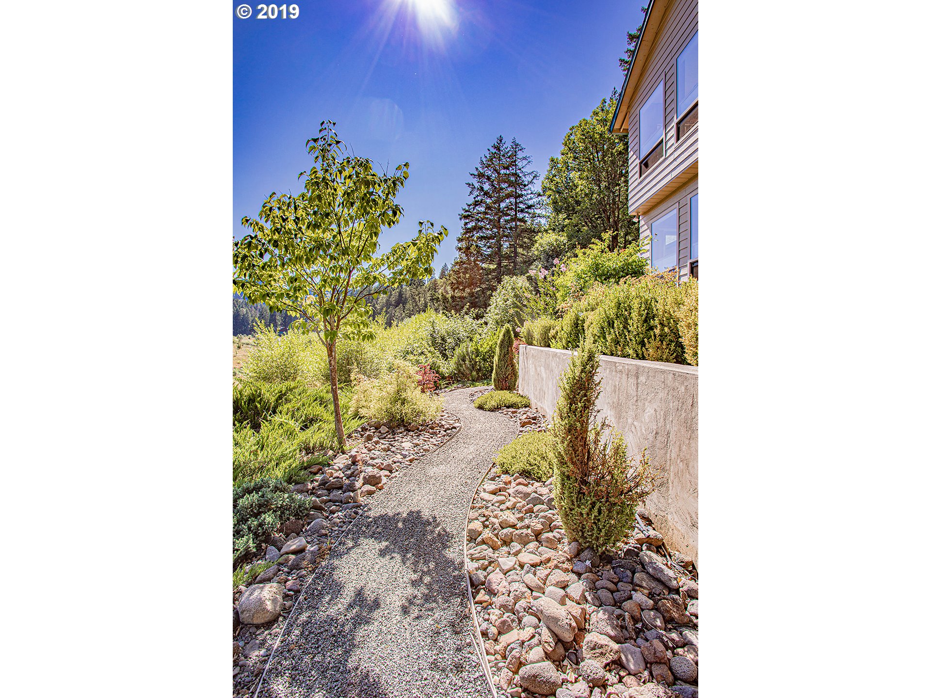 62 Lakeview Road White Salmon, WA 98672 - Photo 26 of 32 Gallery Image 26