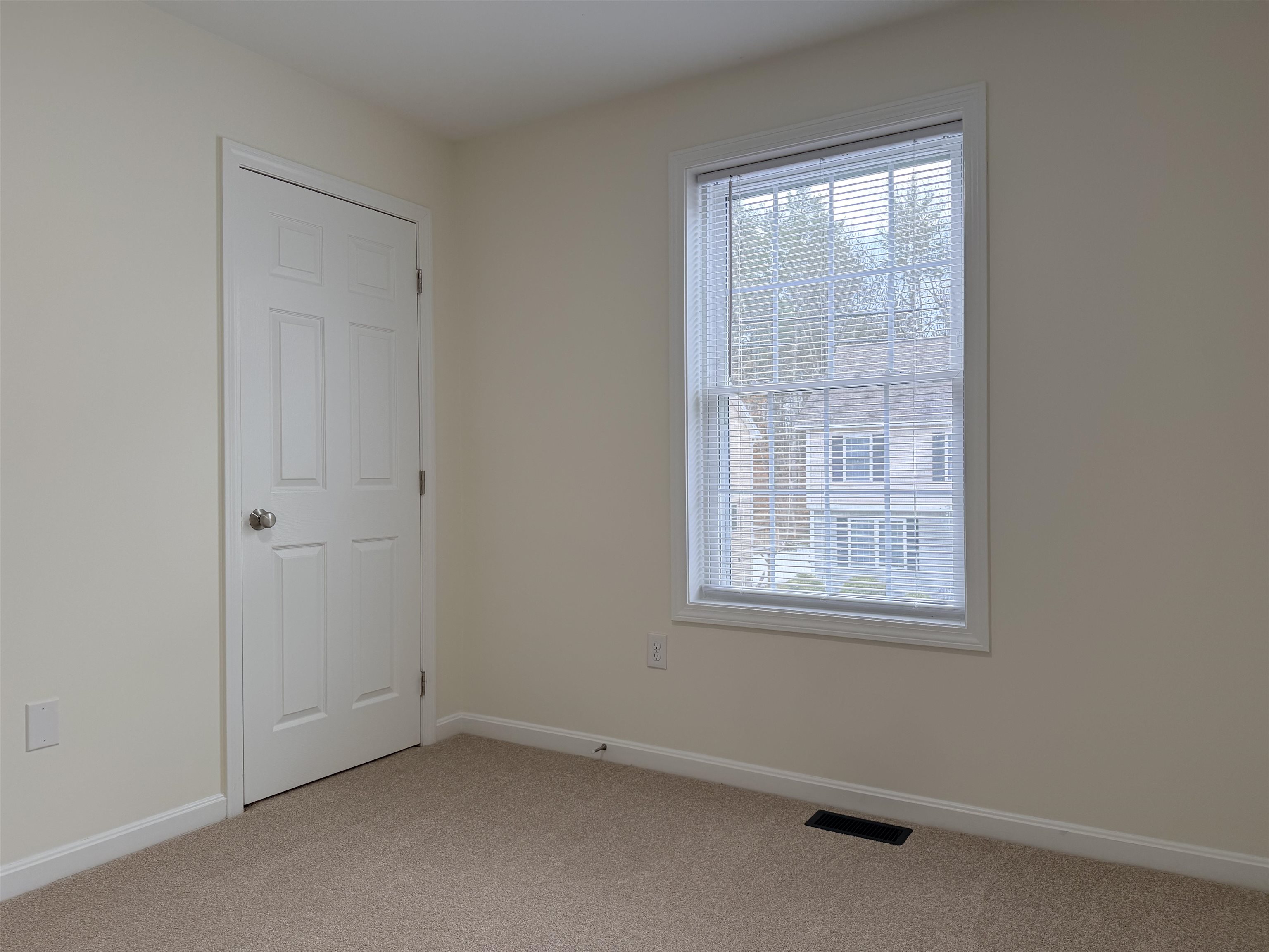 6 A Red Oak Way Boscawen, NH 03303 - Photo 14 of 29