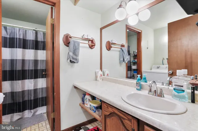 $179,900 | 16502 South Conda Way, Rawlings, MD 21557