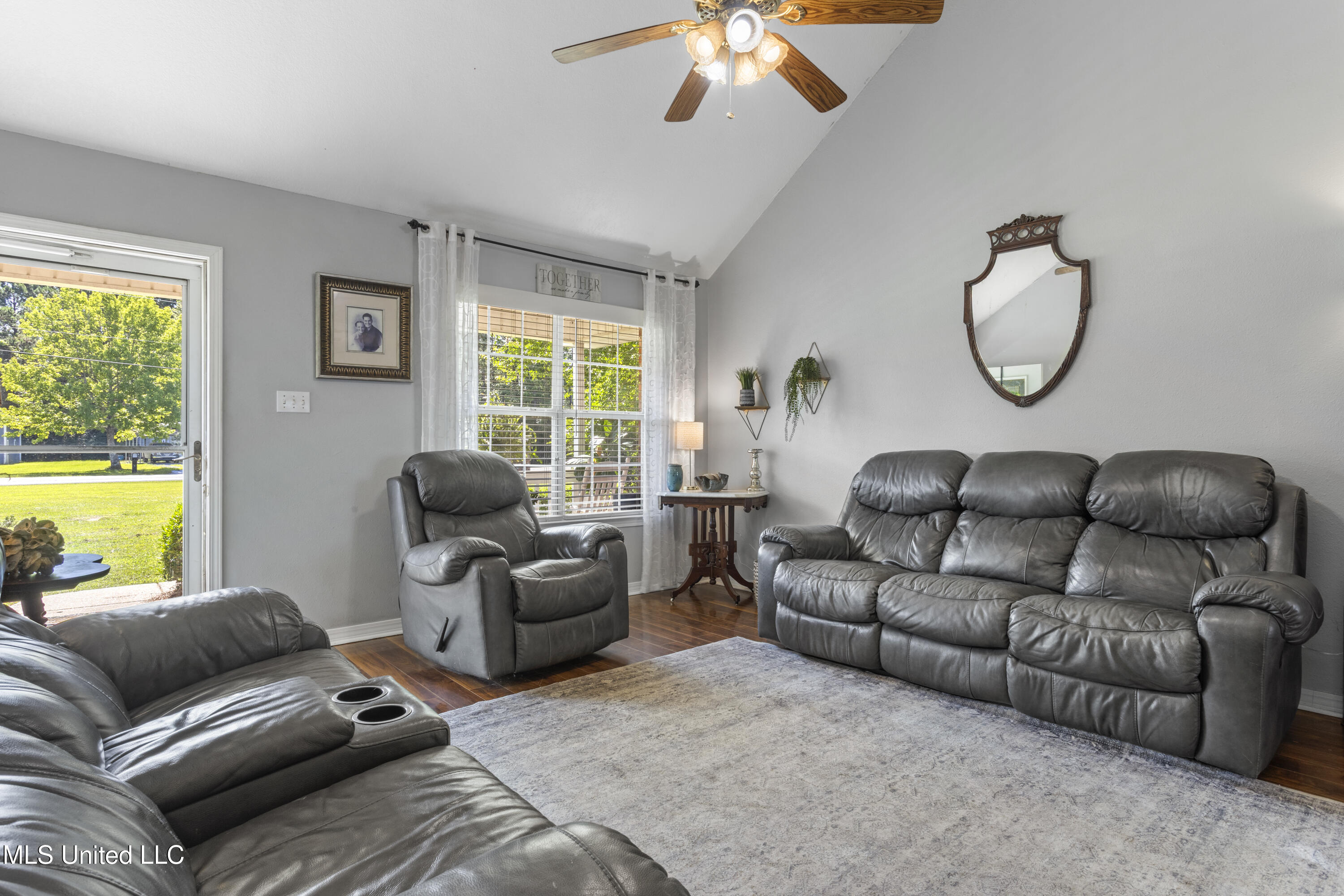 13625 Mt Pleasant Road Vancleave, MS 39565 - Photo 6 of 42 006