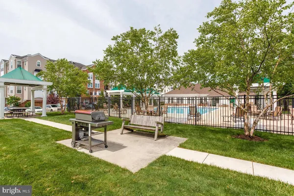 $485,000 | 6150 Shadywood, Unit 207, Elkridge, MD 21075