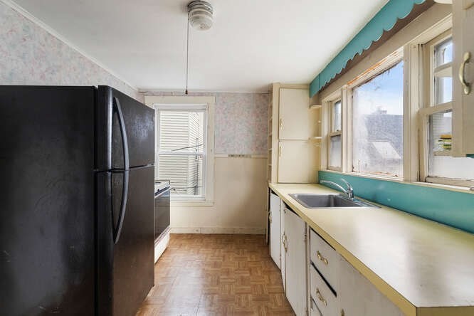 58 Howard Street Lynn, MA 01902 - Photo 11 of 20