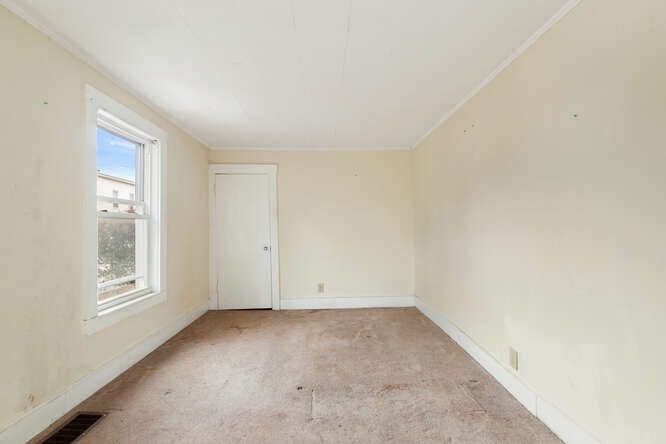 58 Howard Street Lynn, MA 01902 - Photo 14 of 20