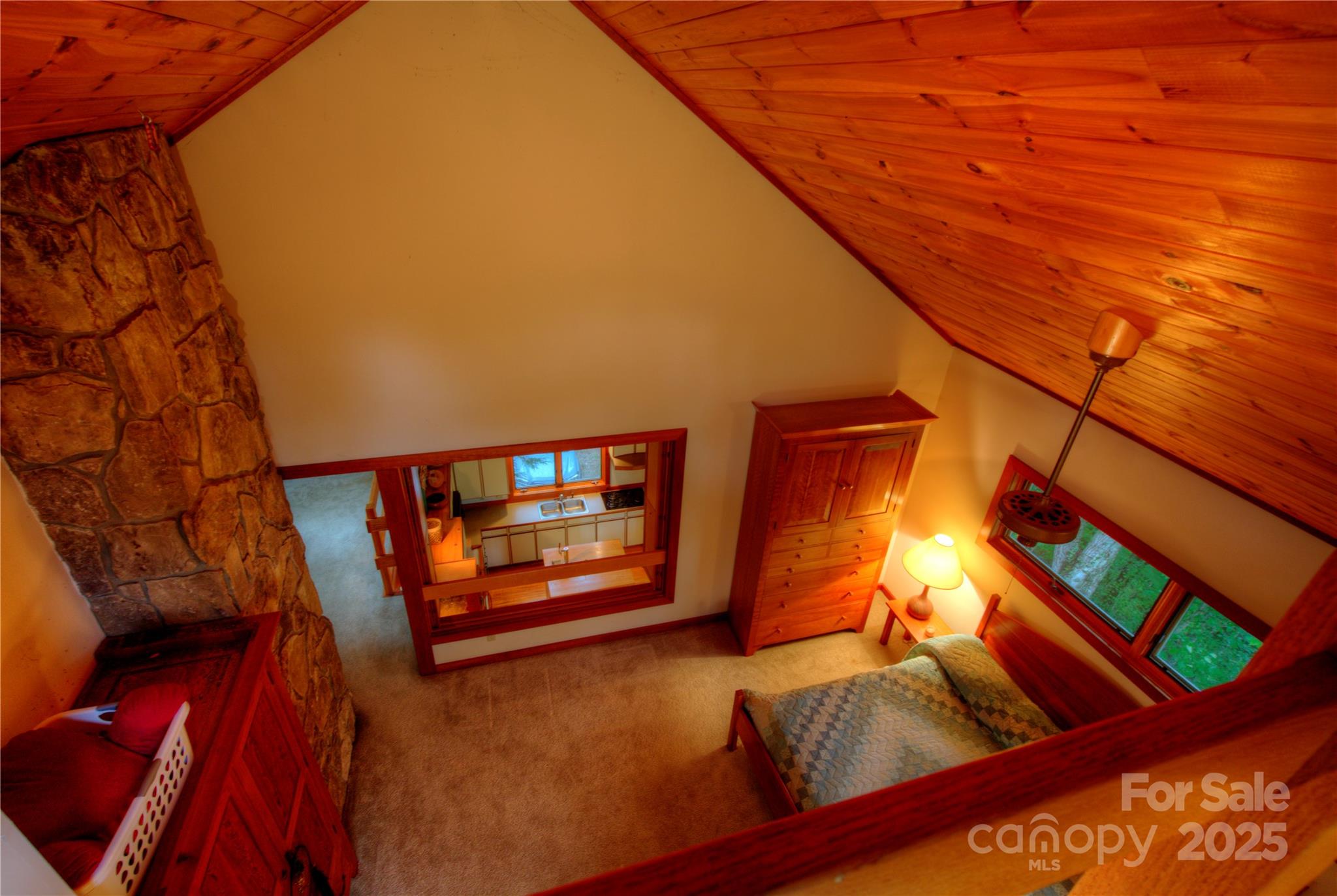 565 Silver Ridge Road Bryson City, NC 28713 - Photo 26 of 38 a view of a living room
