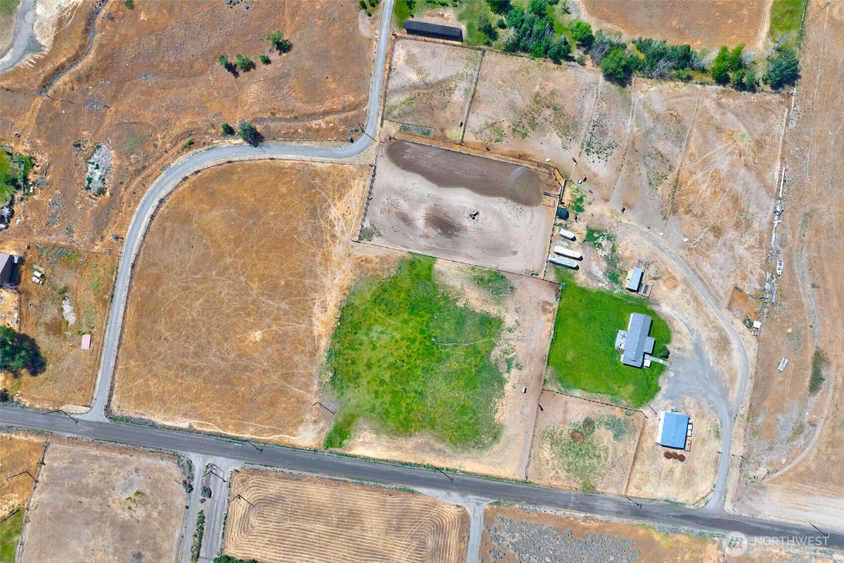 1240 West Huntzinger Road Selah, WA 98942 - Photo 12 of 30