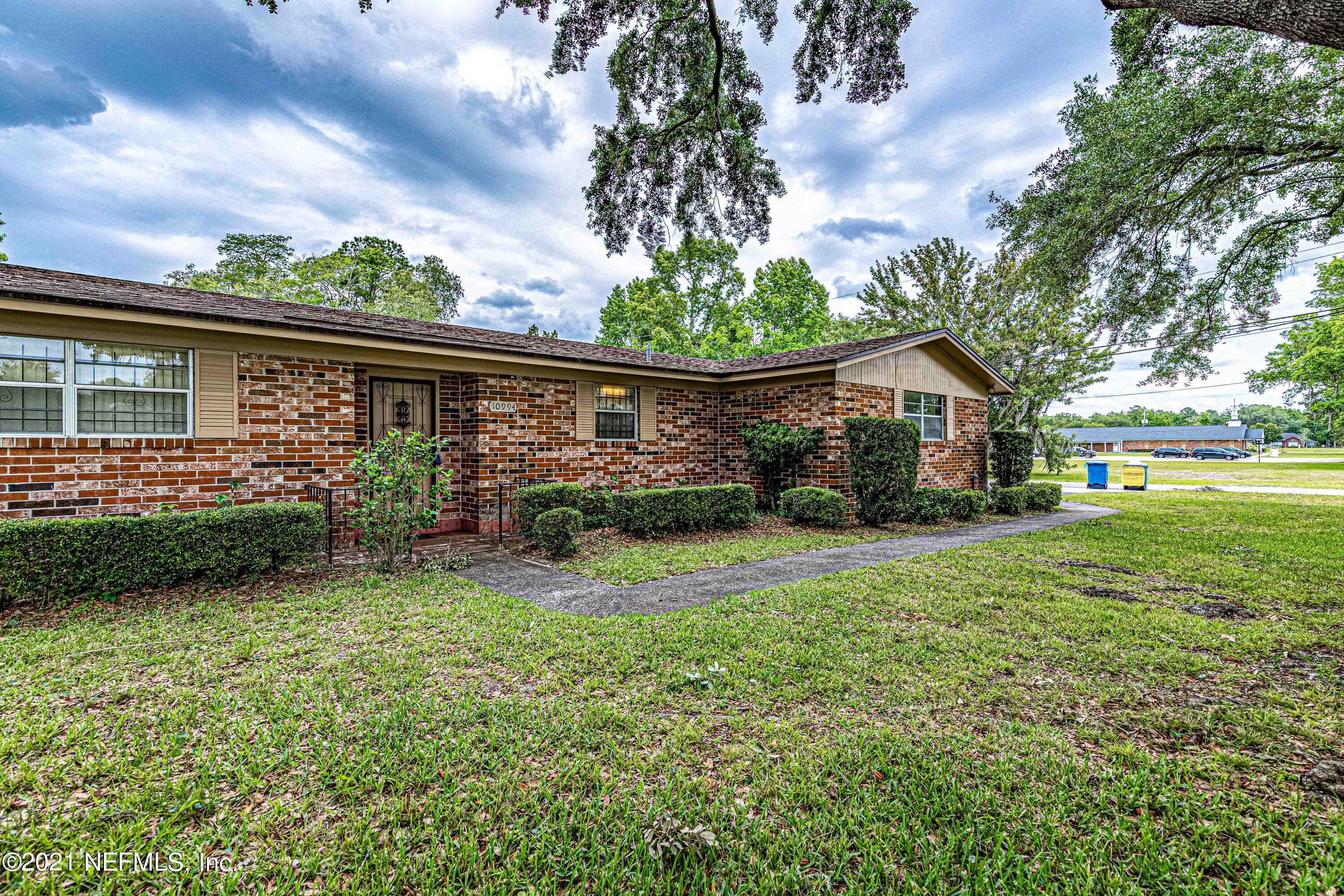 10994 Wingate Road Jacksonville, FL 32218 - Photo 29 of 31 4-Front Walk Way