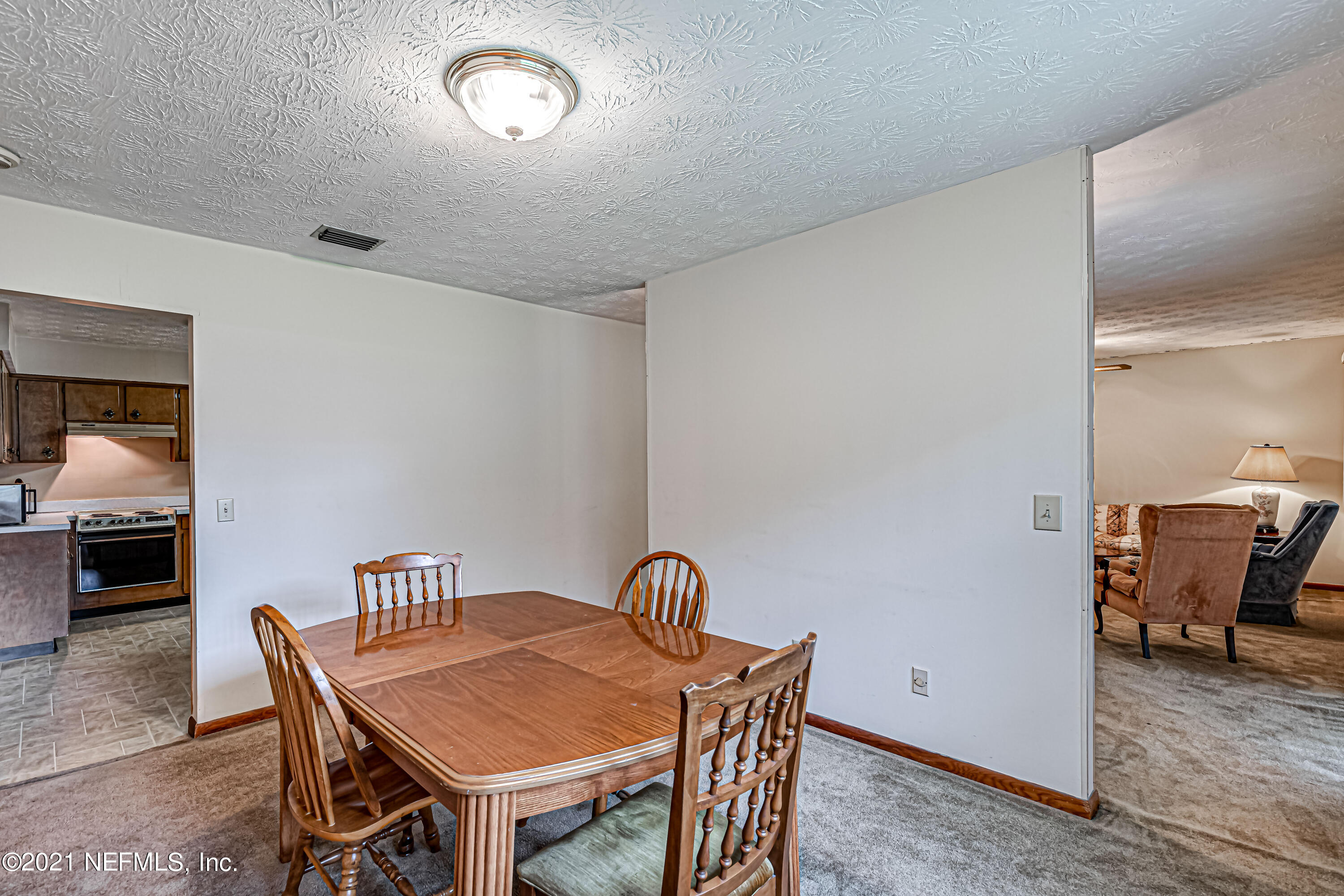 10994 Wingate Road Jacksonville, FL 32218 - Photo 9 of 31 15-Dining Room