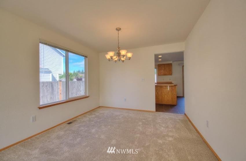 5508 Northeast 3rd Lane Renton, WA 98059 - Photo 4 of 17