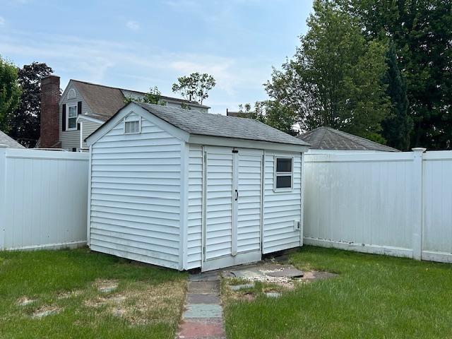 24 Egan Road Cranston, RI 02910 - Photo 8 of 29