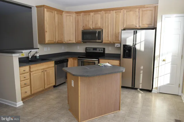 $1,675 | 7065 South Sentinel Lane, York, PA 17403