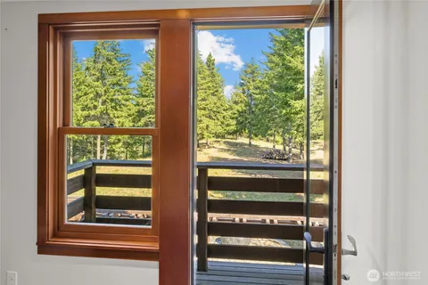 $1,395,000 | 190 Orphan Nugget Lane, Cle Elum, WA 98922