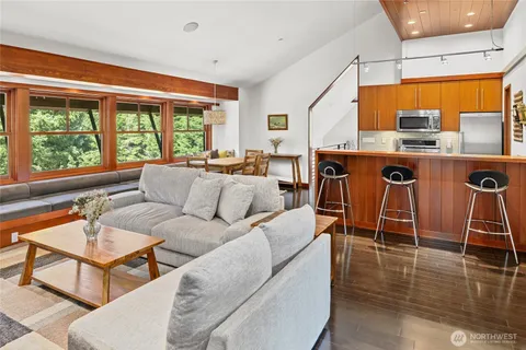 $1,395,000 | 190 Orphan Nugget Lane, Cle Elum, WA 98922