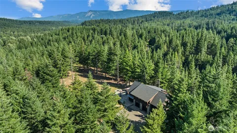 $1,395,000 | 190 Orphan Nugget Lane, Cle Elum, WA 98922