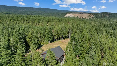 $1,395,000 | 190 Orphan Nugget Lane, Cle Elum, WA 98922