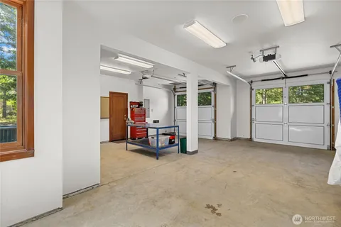 $1,395,000 | 190 Orphan Nugget Lane, Cle Elum, WA 98922