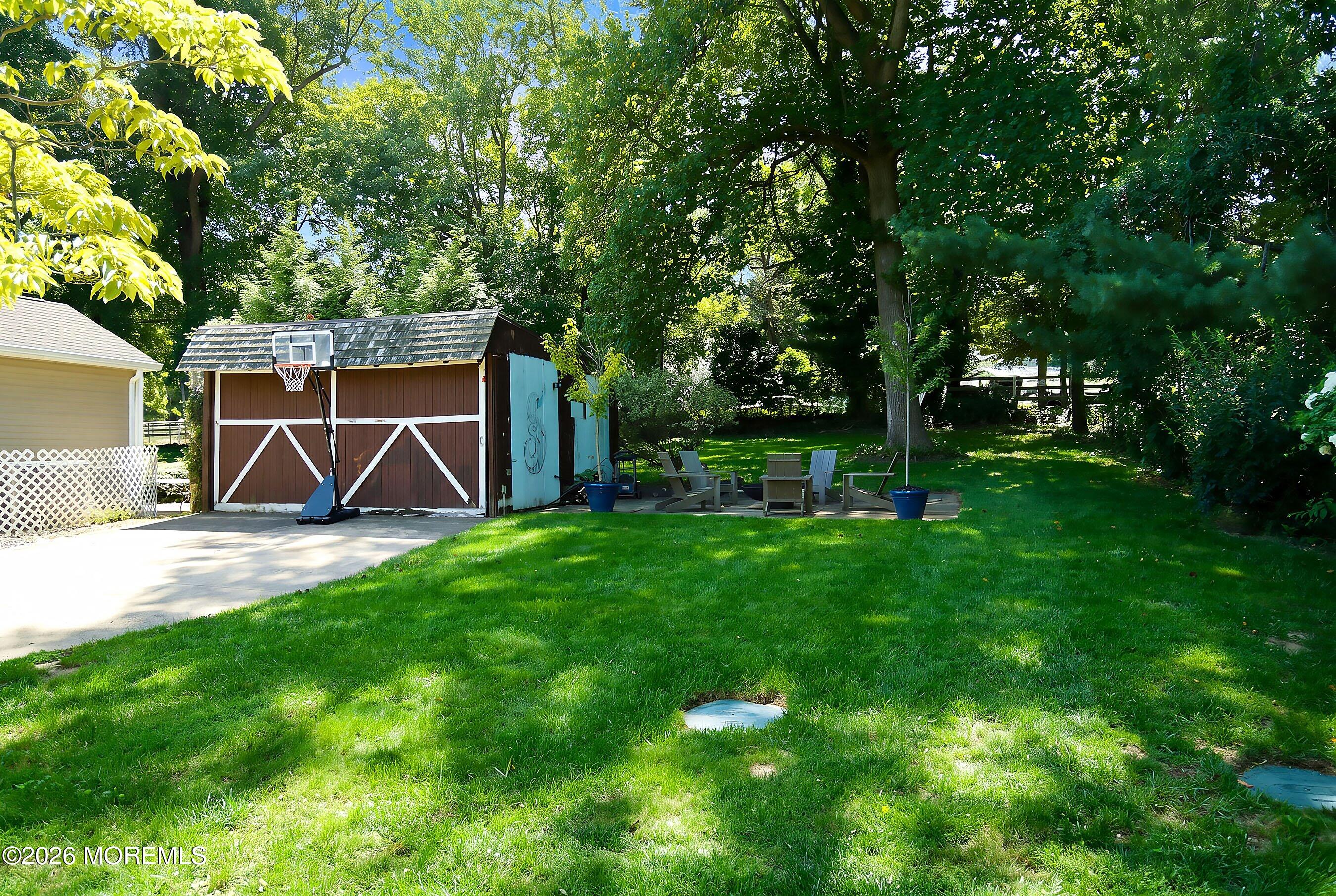 642 Locust Point Road Rumson, NJ 07760 - Photo 21 of 24 30-Garage