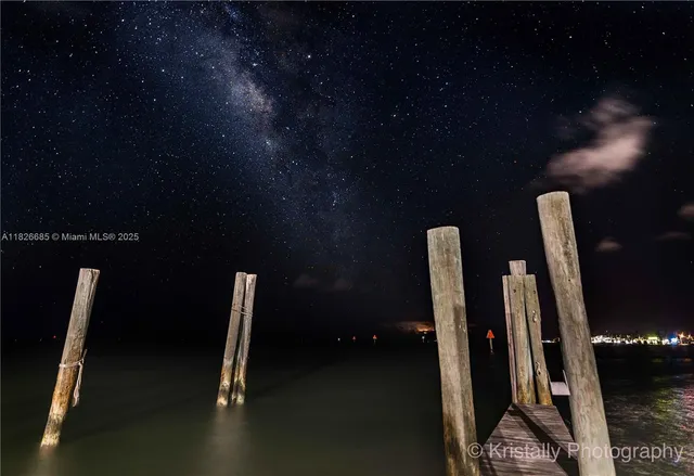 $3,750 | 87200 Overseas Highway, Unit E4, Islamorada, FL 33036