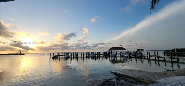 $3,750 | 87200 Overseas Highway, Unit E4, Islamorada, FL 33036