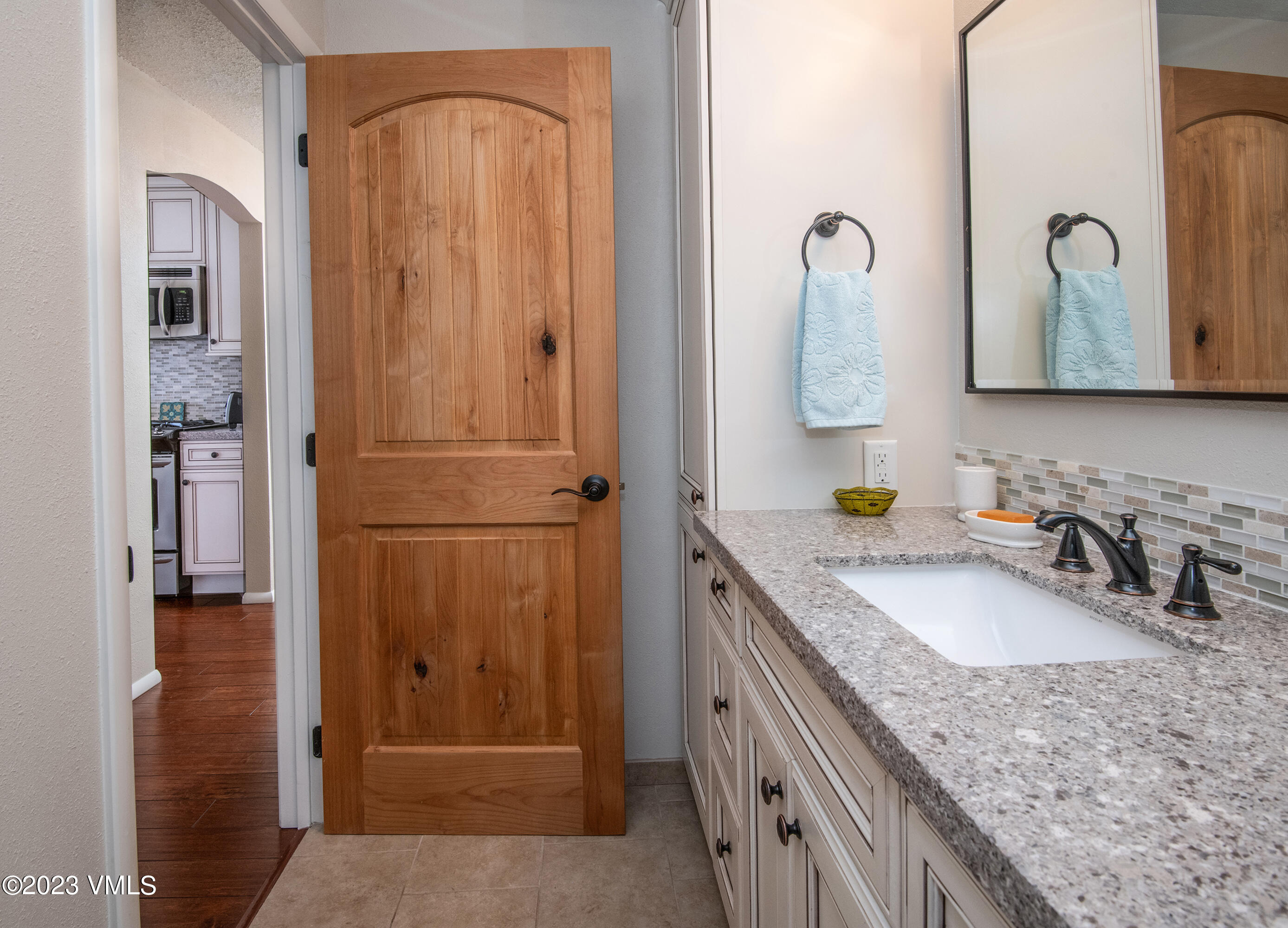 917 Red Sandstone Road, Unit 4A Vail, CO 81657 - Photo 23 of 24 917-RedSndstn-4A-MLS_21