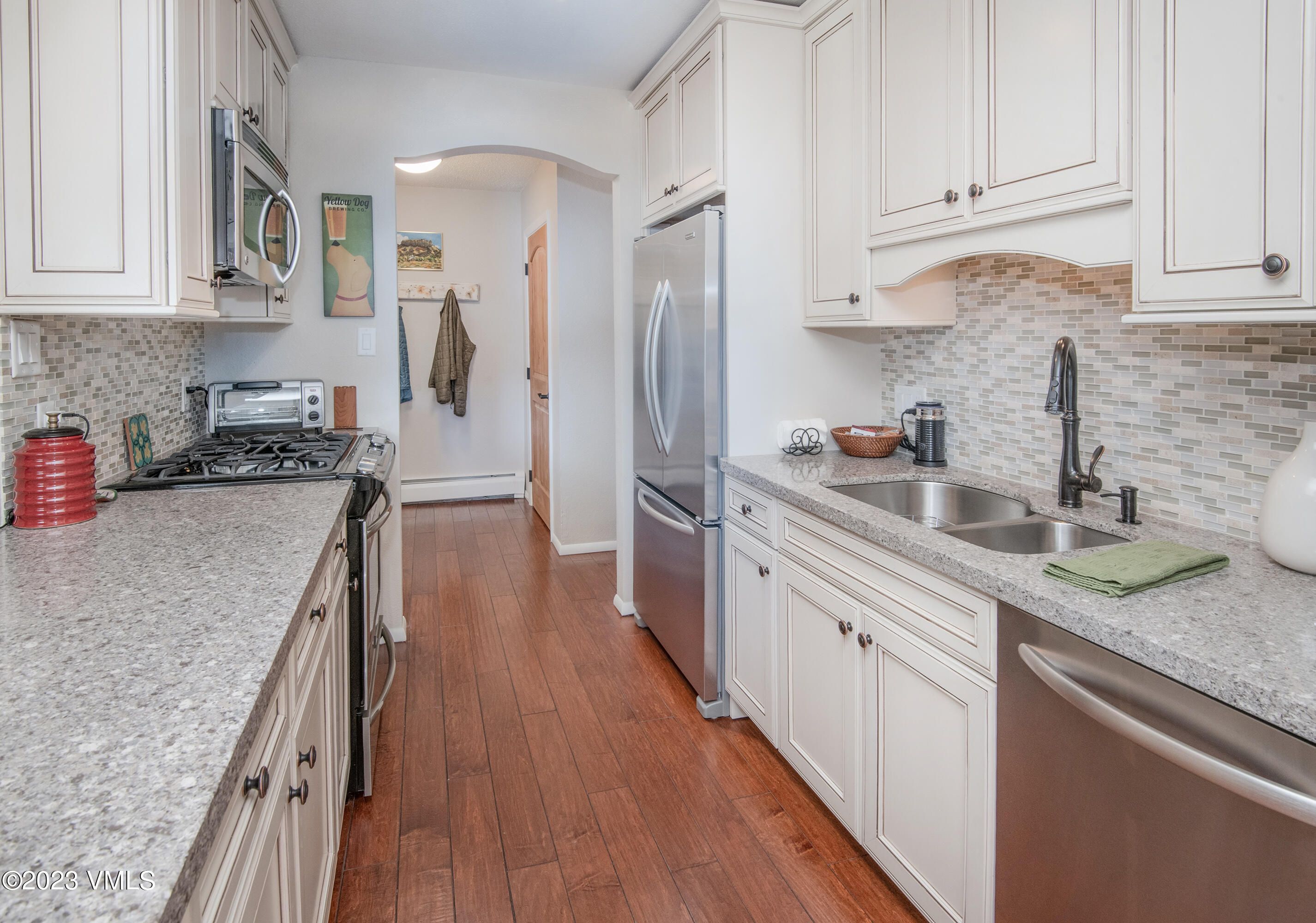 917 Red Sandstone Road, Unit 4A Vail, CO 81657 - Photo 3 of 24 917-RedSndstn-4A-MLS_12