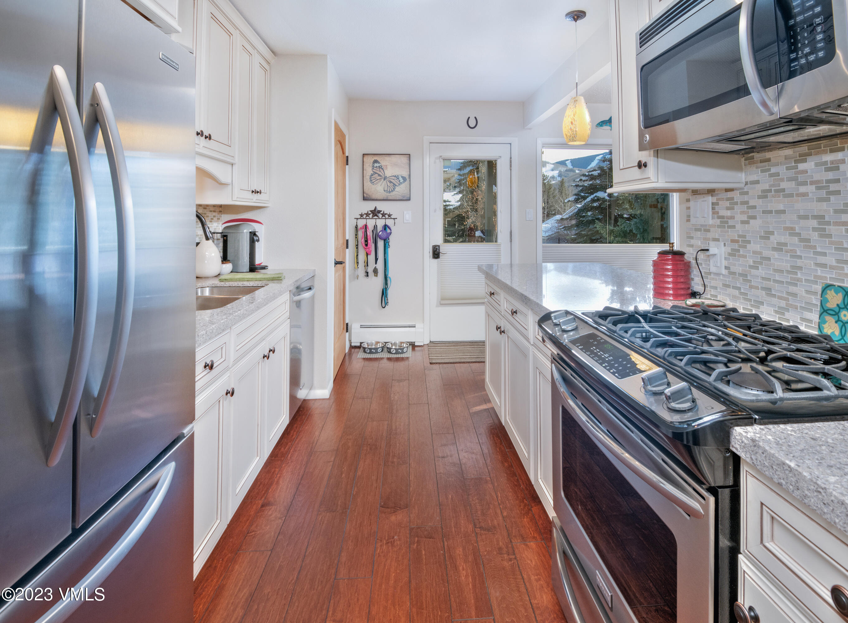 917 Red Sandstone Road, Unit 4A Vail, CO 81657 - Photo 4 of 24 917-RedSndstn-4A-MLS_10