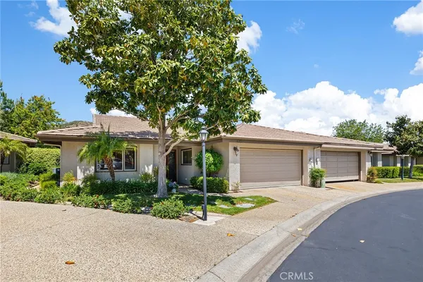 $614,999 | 38335 Oaktree Loop, Murrieta, CA 92562