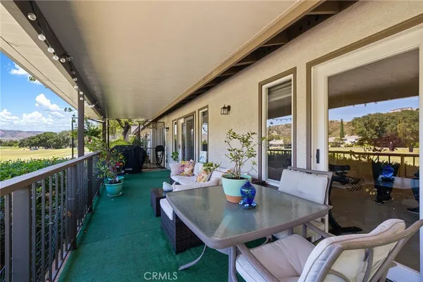 $614,999 | 38335 Oaktree Loop, Murrieta, CA 92562