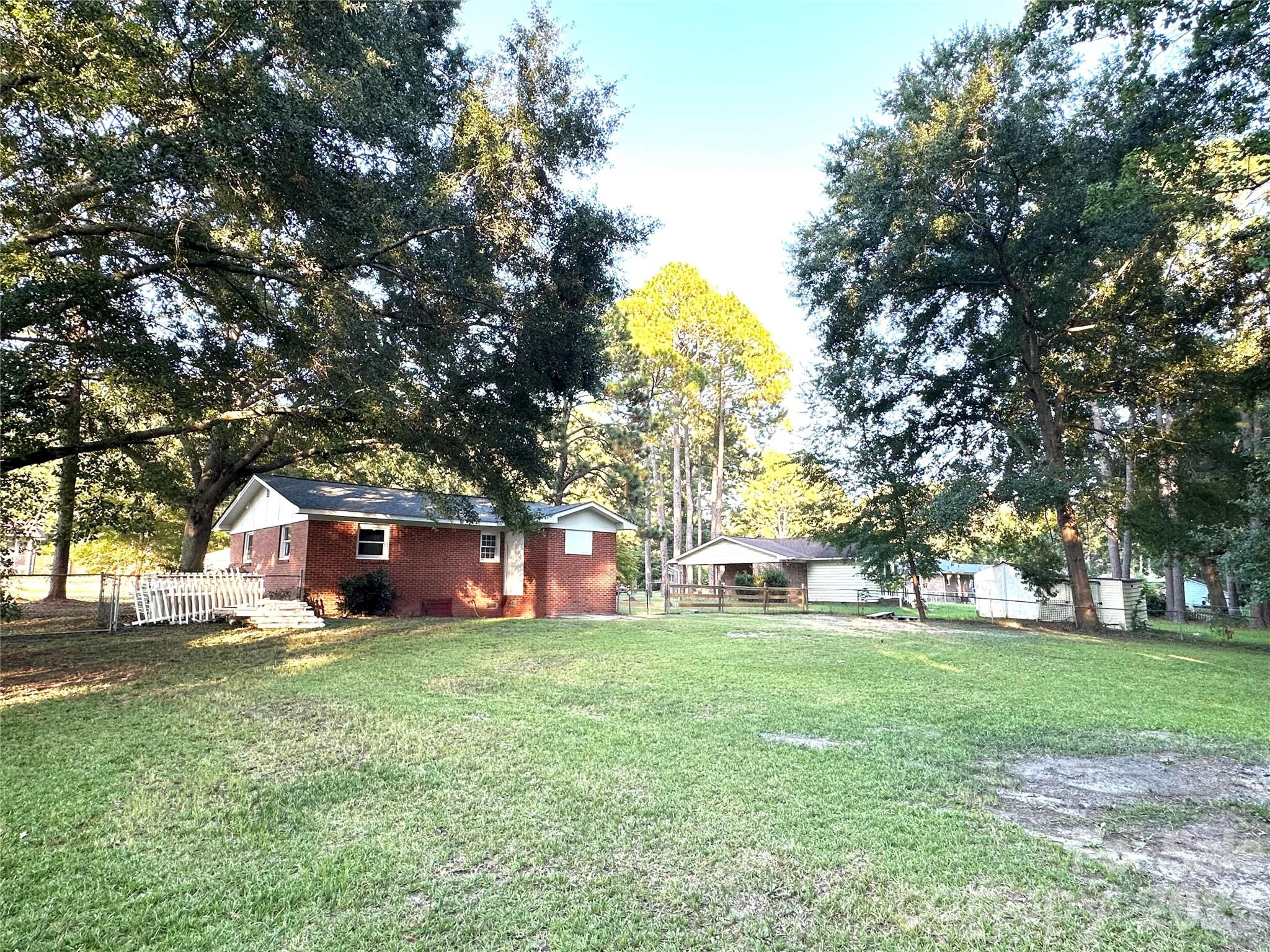 139 Robinhood Road Hartsville, SC 29550 - Photo 21 of 25 Gallery Image 21