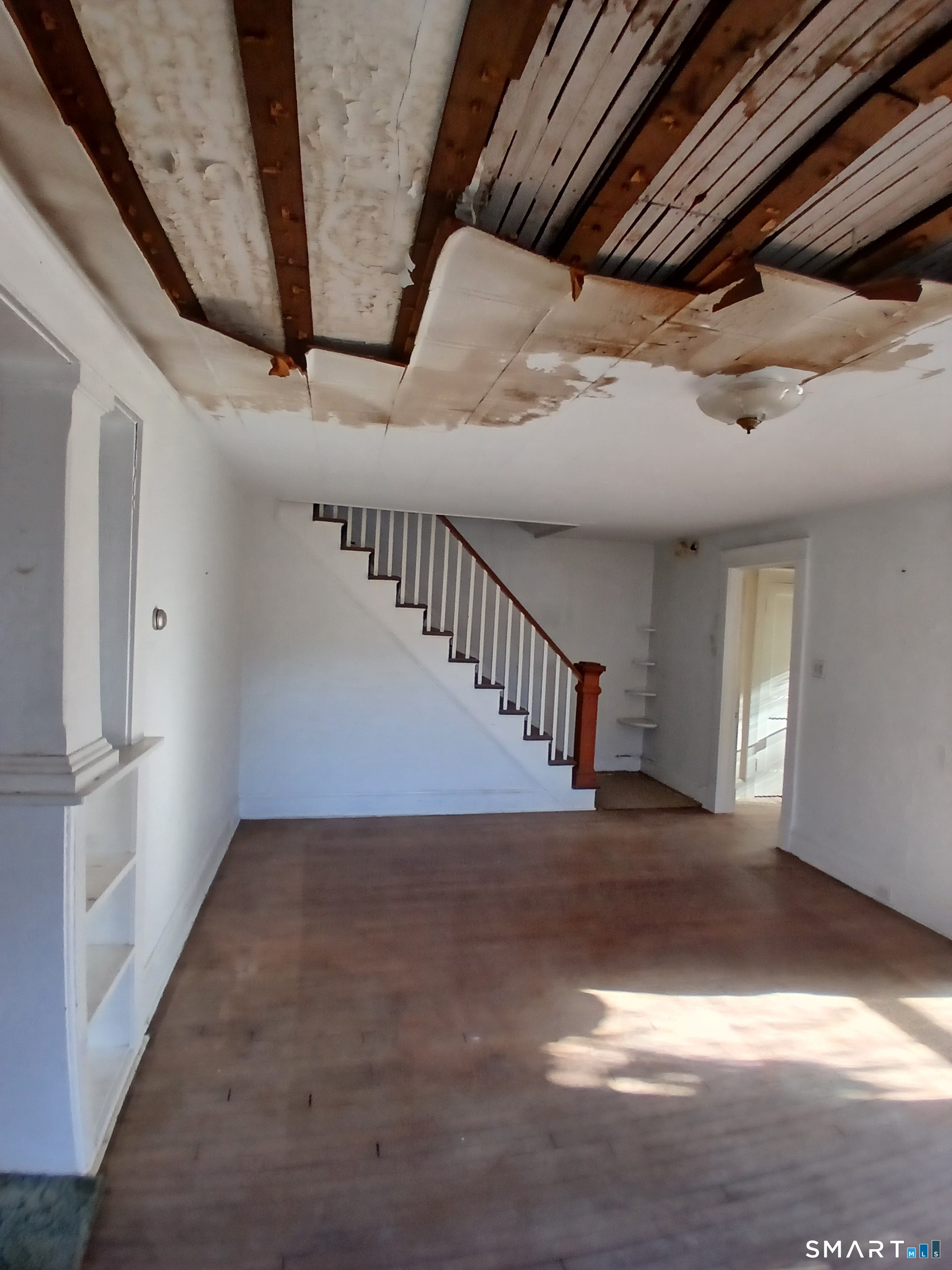 127 Maple Street Norwich, CT 06360 - Photo 2 of 11