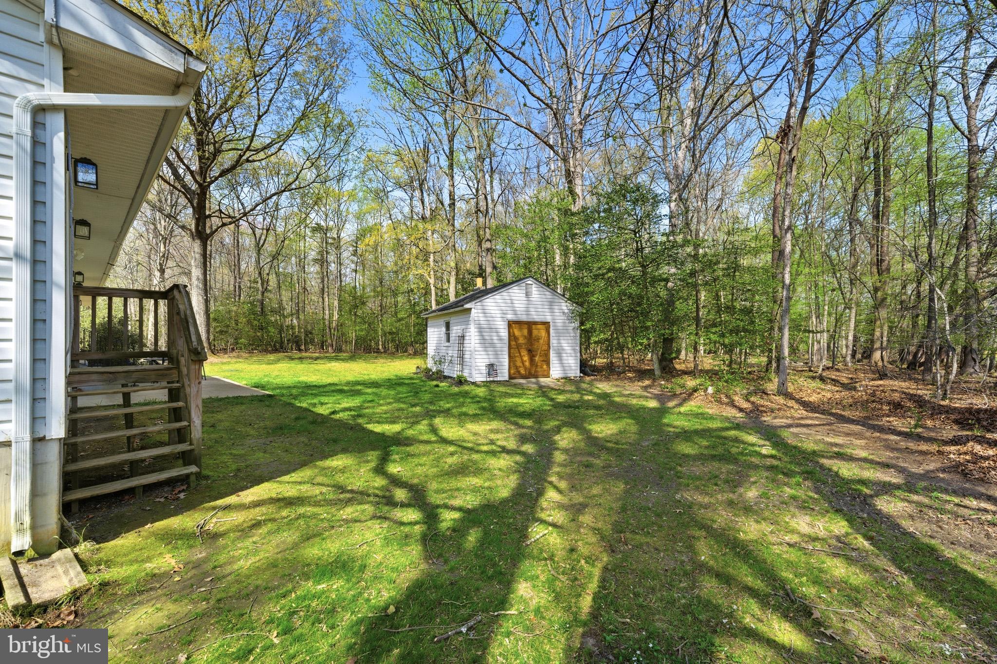 7219 Carrico Mill Road Hughesville, MD 20637 - Photo 35 of 41 a backyard of a house