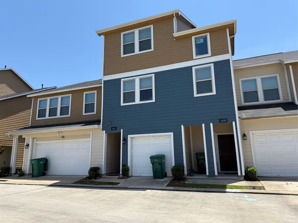 $234,900 | 3610 Vista Pointe Drive, Pasadena, TX 77504