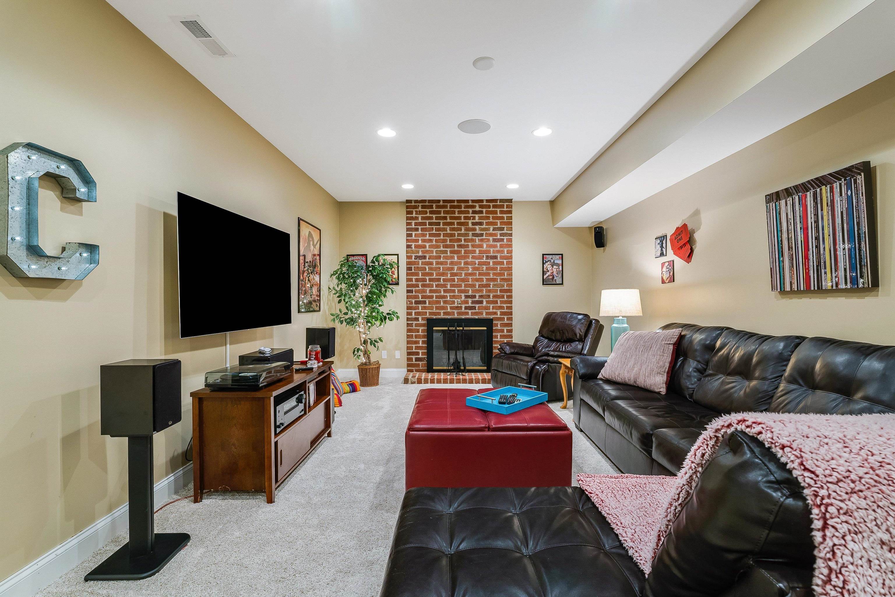 3525 Traveler Road Harrisonburg, VA 22801 - Photo 59 of 72 a living room with furniture and a flat screen tv