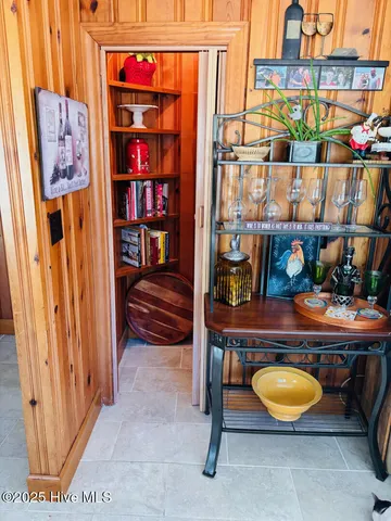 $345,000 | 302 Oak Drive, Washington, NC 27889