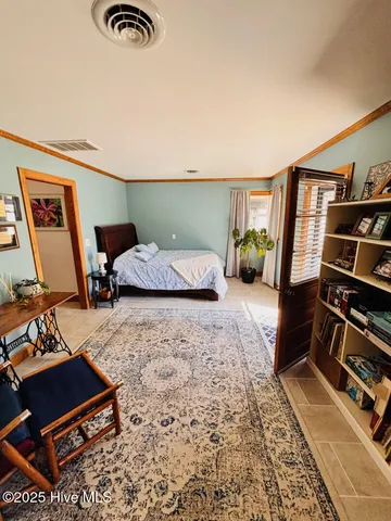 $345,000 | 302 Oak Drive, Washington, NC 27889